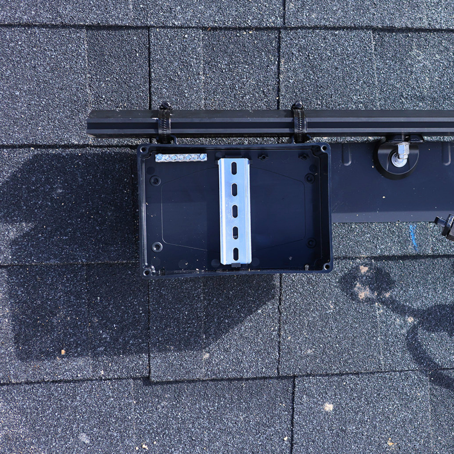 EZ Solar JB-3 Rooftop PV Junction Box, Rail Mount
