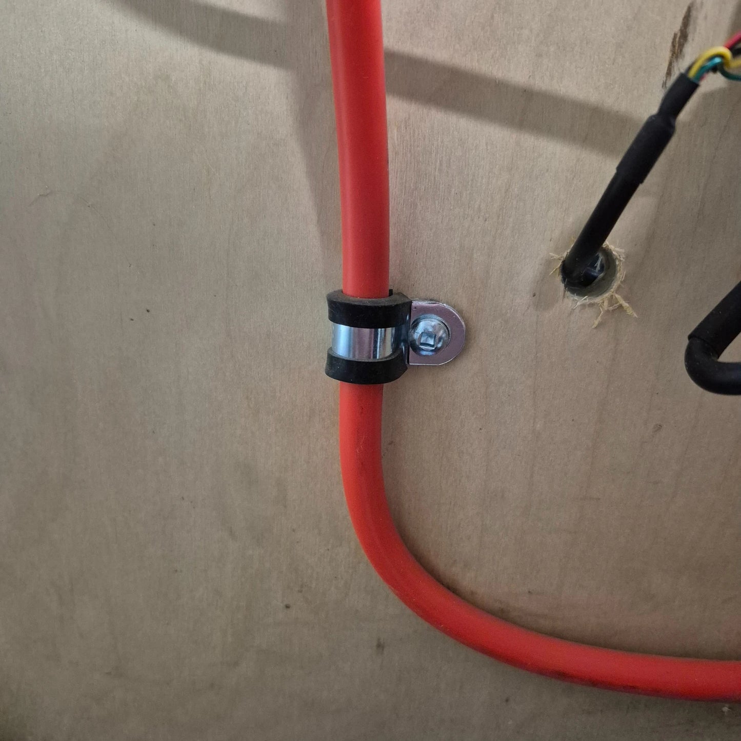 Insulated Cable Clamps (10pc)