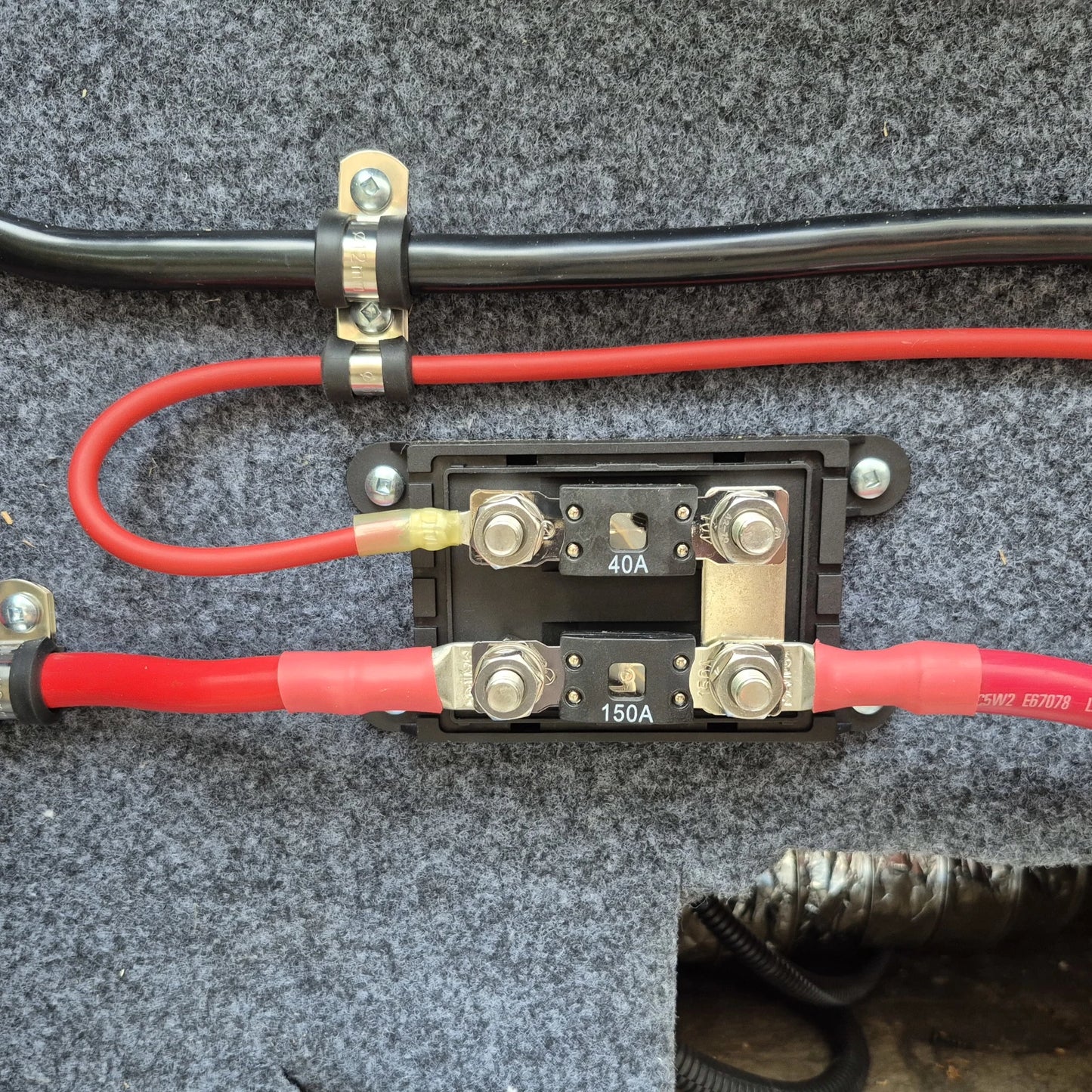Dual MEGA Fuse Holder with Cover