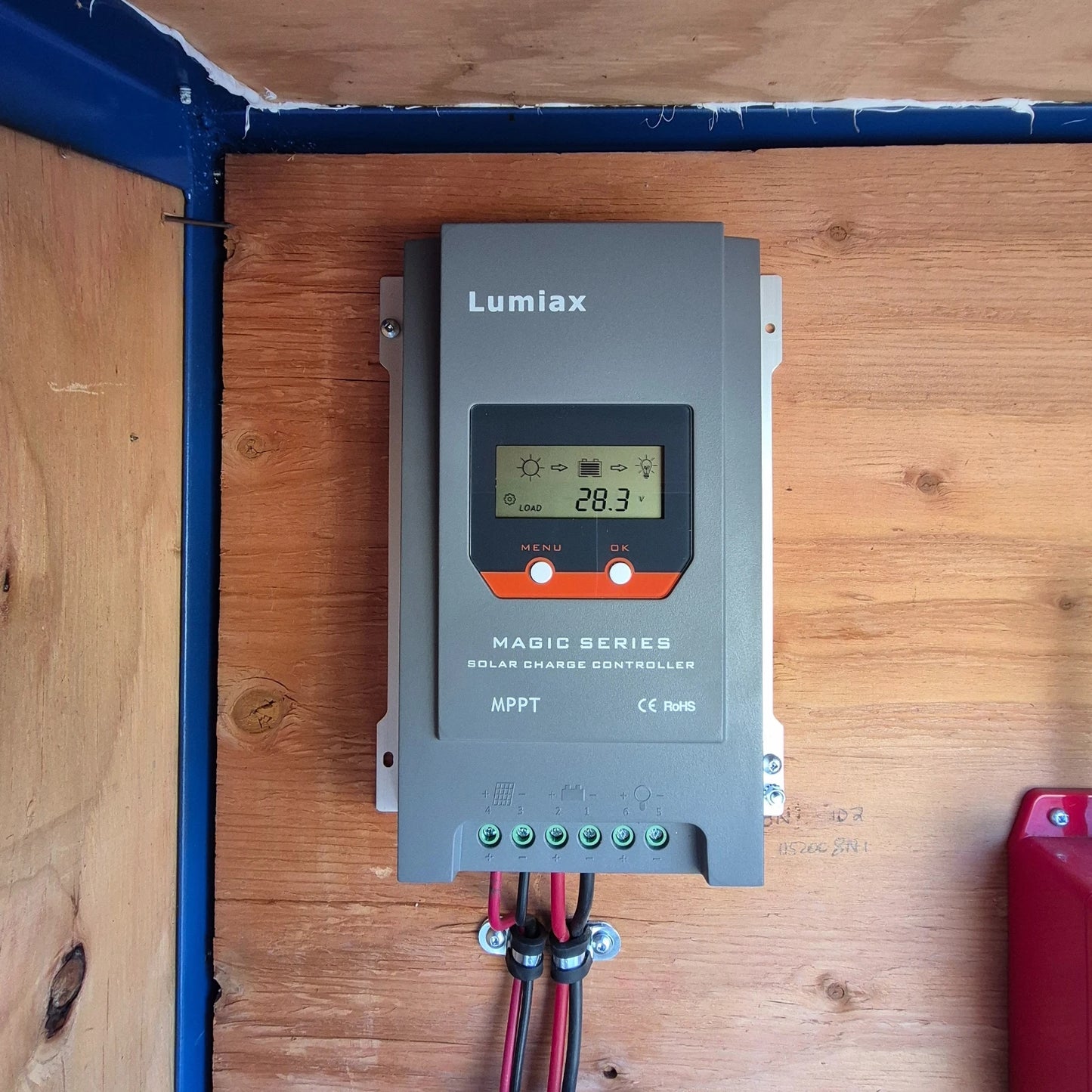 40 Amp Heavy Duty MPPT Solar Charge Controller