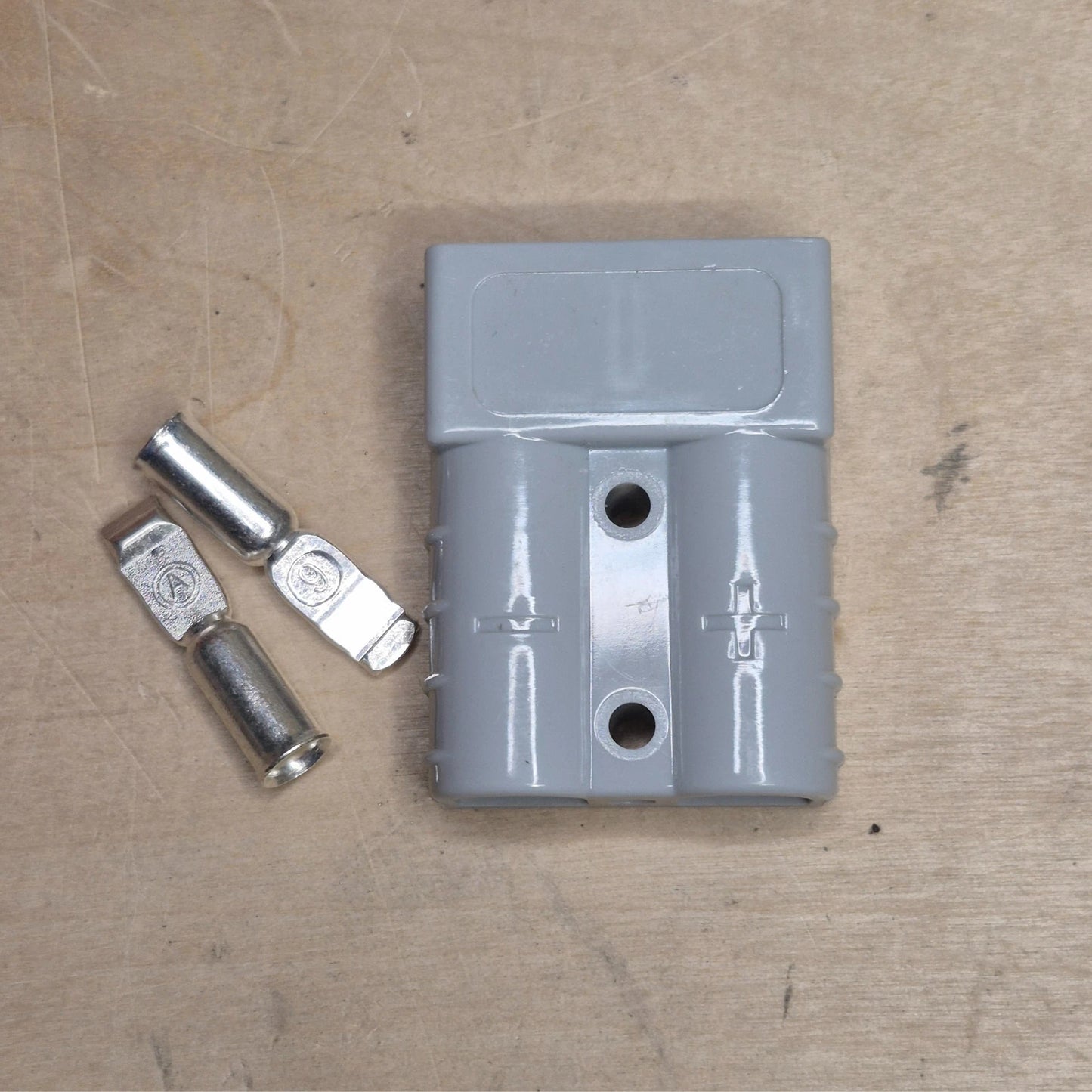 SB50 gray 50A power connector housing with 6awg pins
