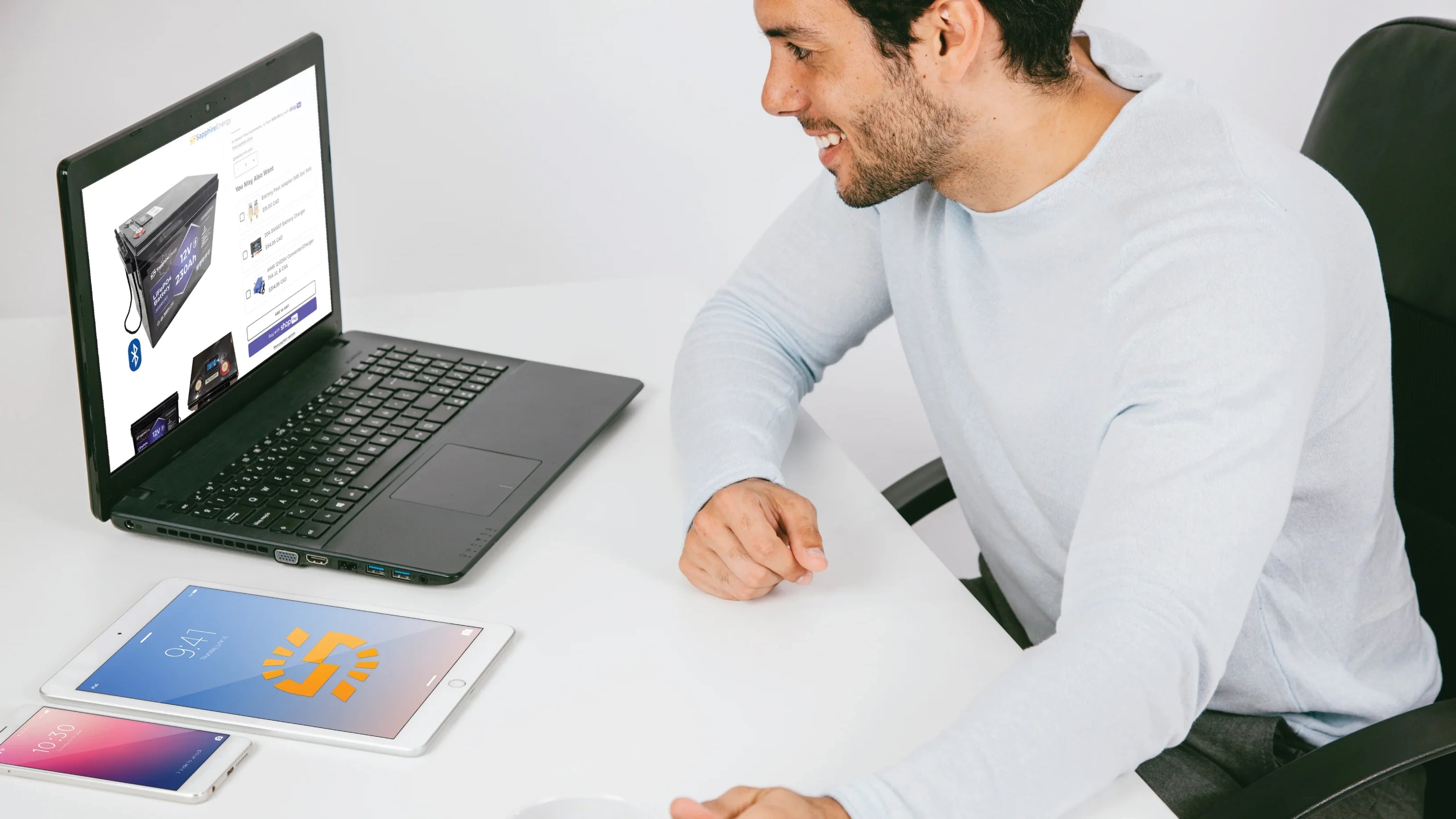 Man on the Sapphire energy Website, Help Desk